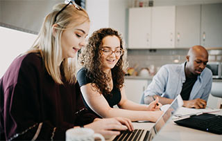 藝術留學新趨勢：多國聯申+STEM突圍，美國政策變局下的破局指南