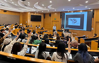 【BCU名師中國行回顧】Andrew Kulman教授：用幽默與創意點亮設計之光，深度解析